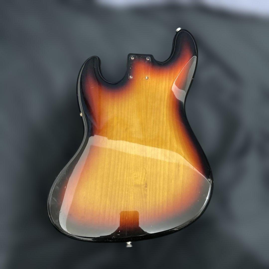 フェンダージャパン　ジャズベースボディ　ラッカー塗装　USA パーツ　Nシリアル