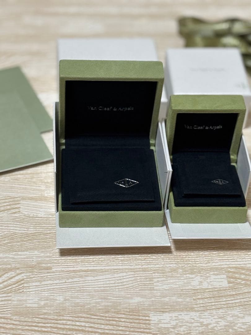 Van Cleef & Arpels ケース /リボン/封筒セット