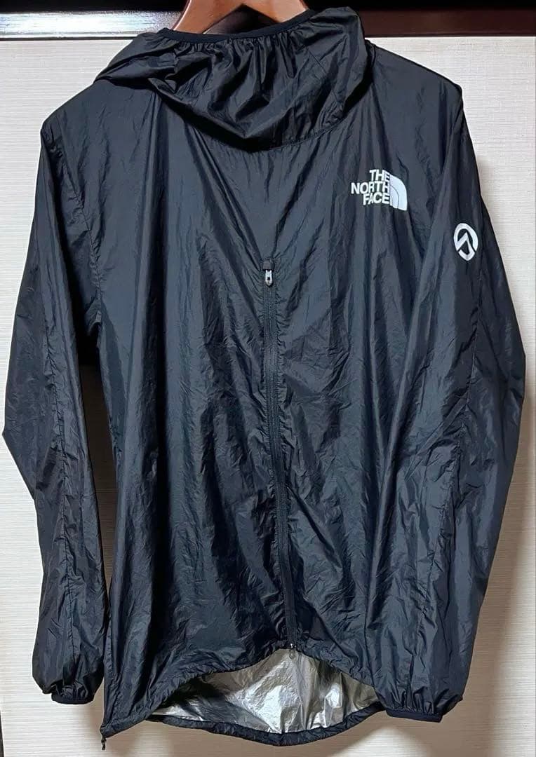 18時半まで1万円! ノースフェイス　トレイルエマージェンシーフーディ