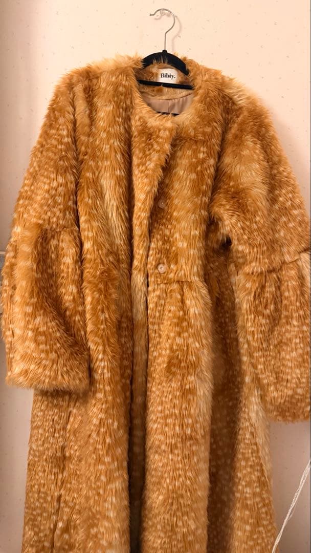 bibiy. MIRIAM FUR COAT タグ付き