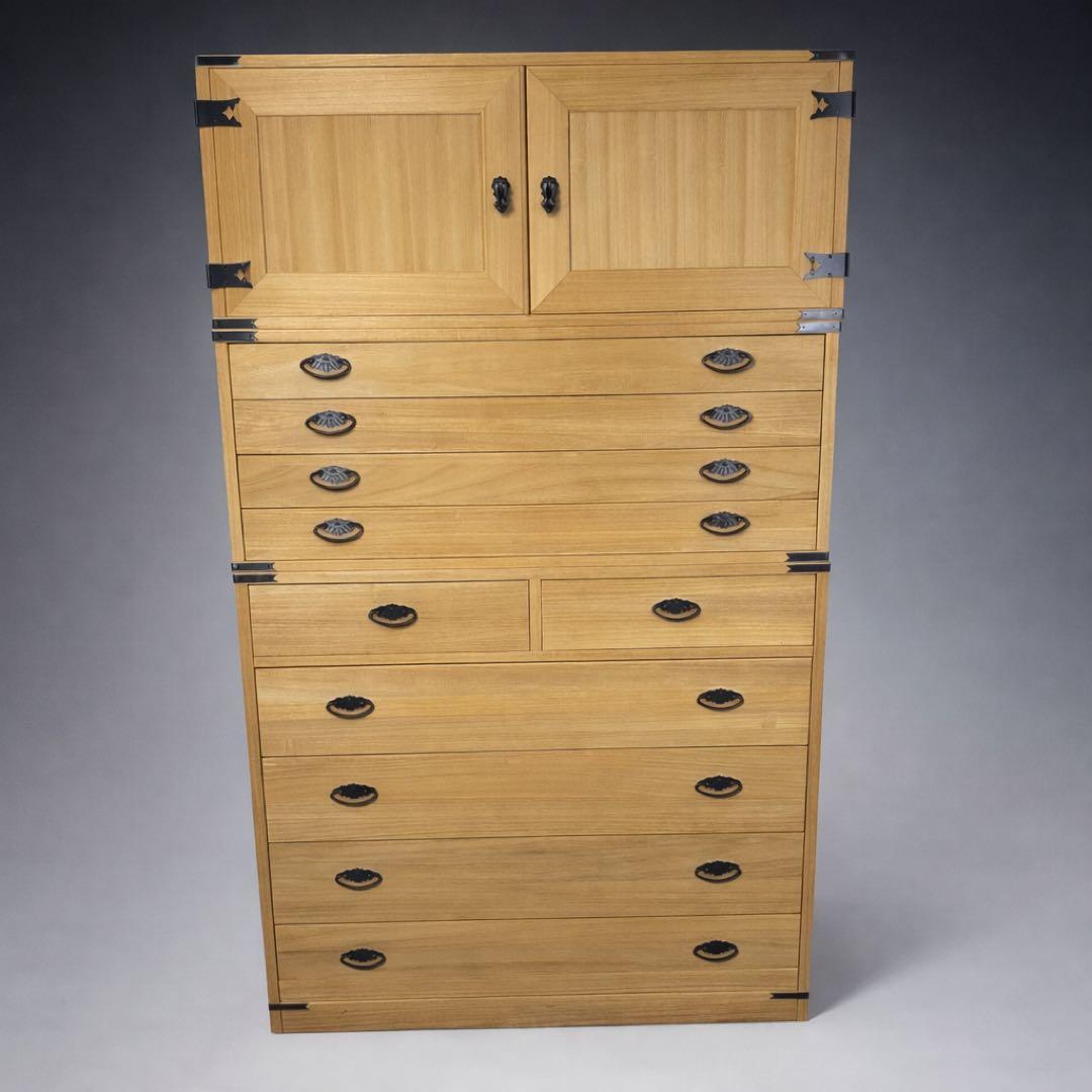 【anne】　桐箪笥　3段目