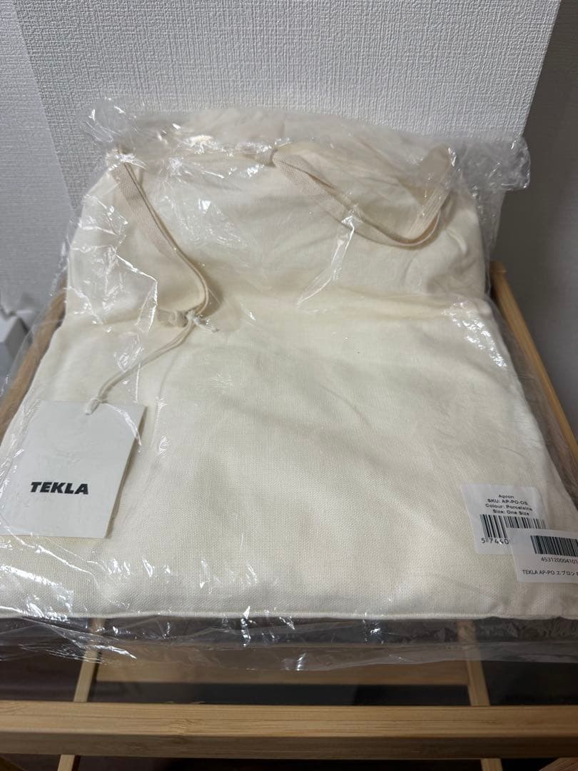 【新品・未使用】TEKLA テクラ エプロン Porcelaine
