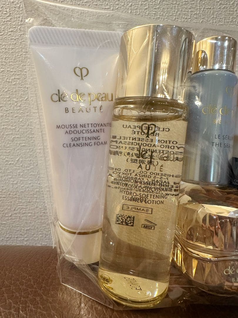 あひるん 様⭐クレドポーボーテ♡ラ・クレーム♡特製サイズラディアンス