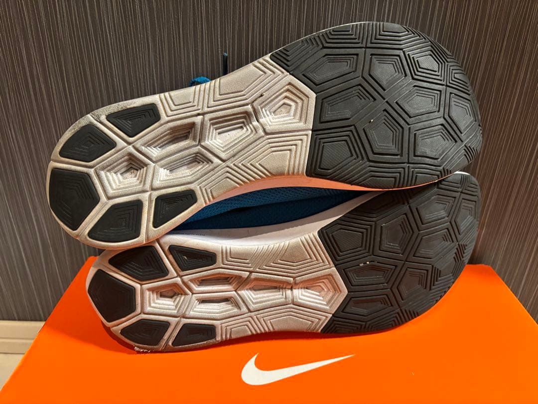 希少カラー　ナイキ　ズームフライ　フライニット　28cm