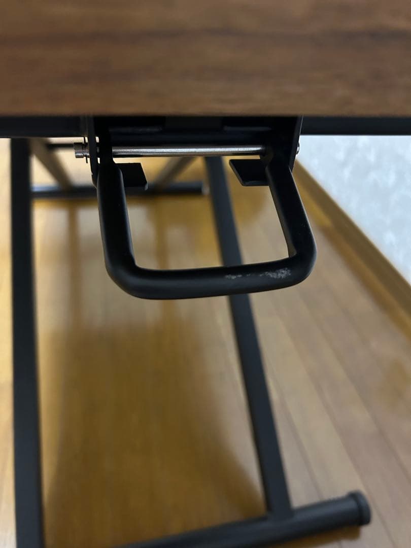 ニトリ　昇降テーブル