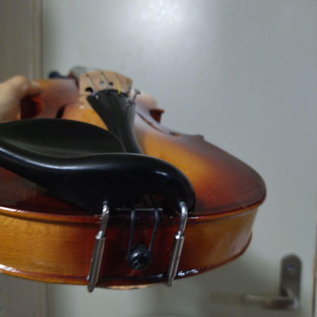 ♥特価♥未使用新品Bestlerバイオリン4/4♥弓、ケ―ス松脂、ピッチパイプ付