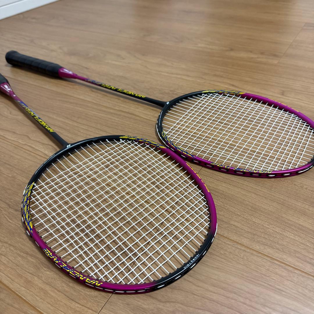 ヨネックス　バトミントン　ラケット　ナノフレア 2点セット　シャトル　ケース付