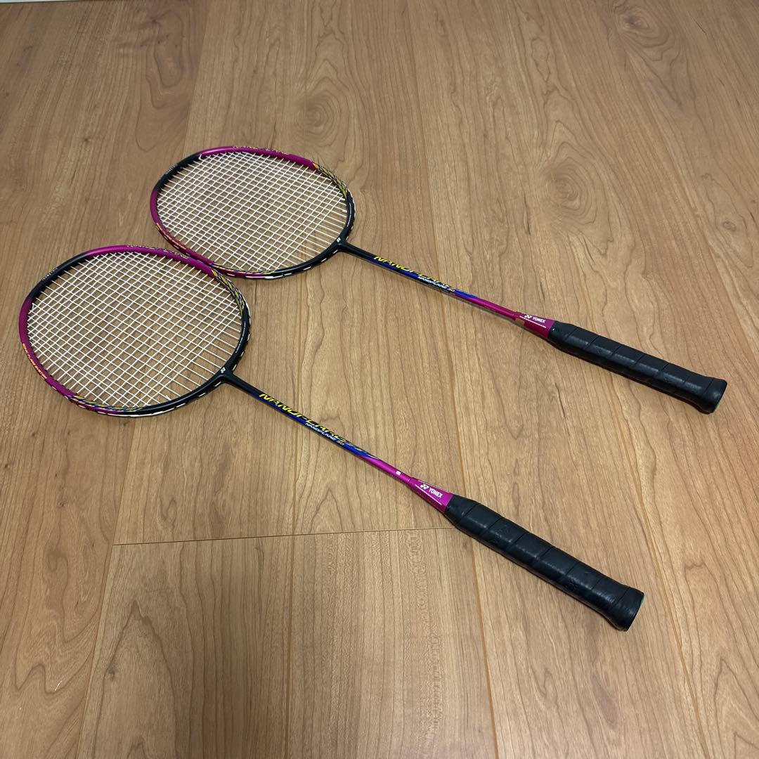 ヨネックス　バトミントン　ラケット　ナノフレア 2点セット　シャトル　ケース付
