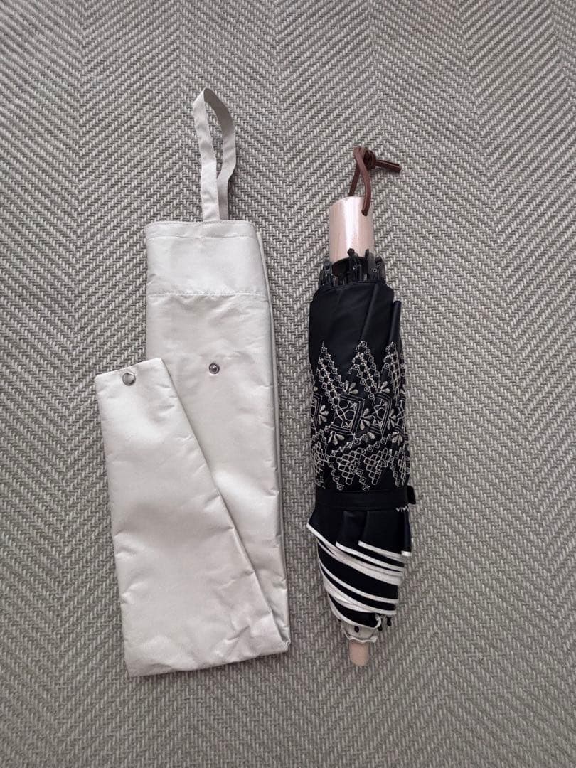 【新品 未使用】折りたたみ日傘 通販生活 カタログハウス日蔭だまり アイボリー