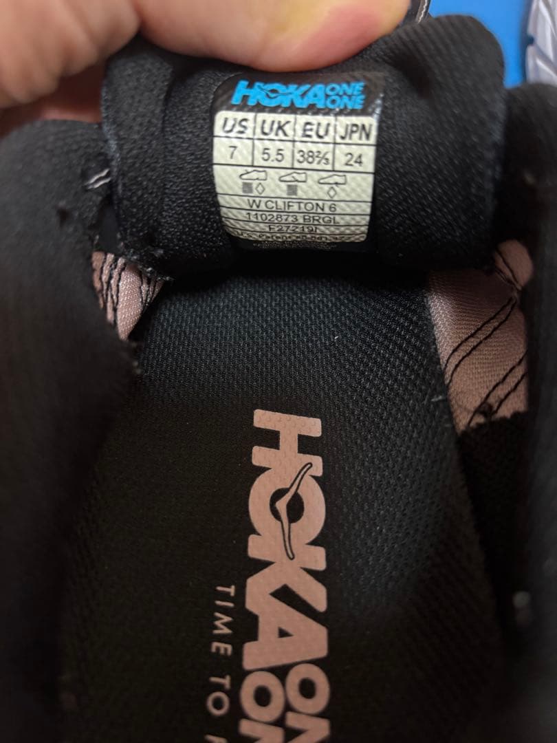 美品　HOKA Clifton6 ブラック ランニングシューズ 24cm