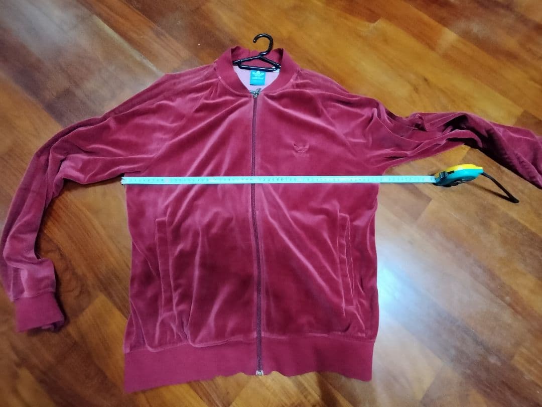 adidas ベルベット　ベロア　 赤 　ワインレッドジャージ