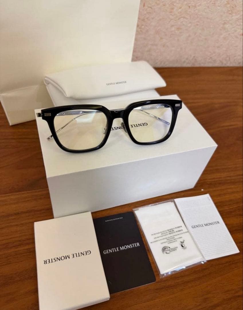 GENTLE MONSTER ジェントルモンスター zin