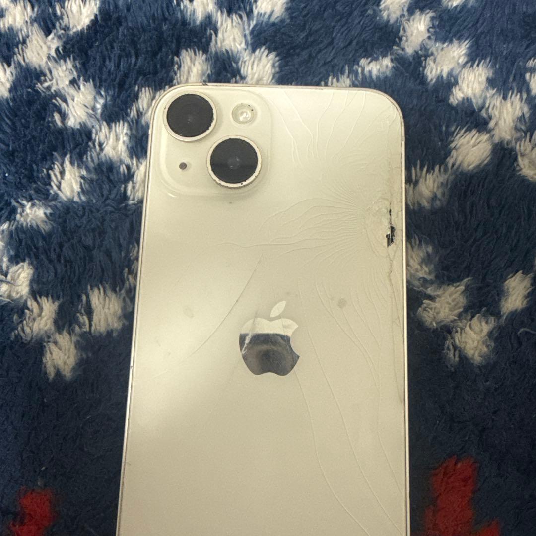 Apple iPhone 14ホワイト SIMフリー　裏面ひび割れあり