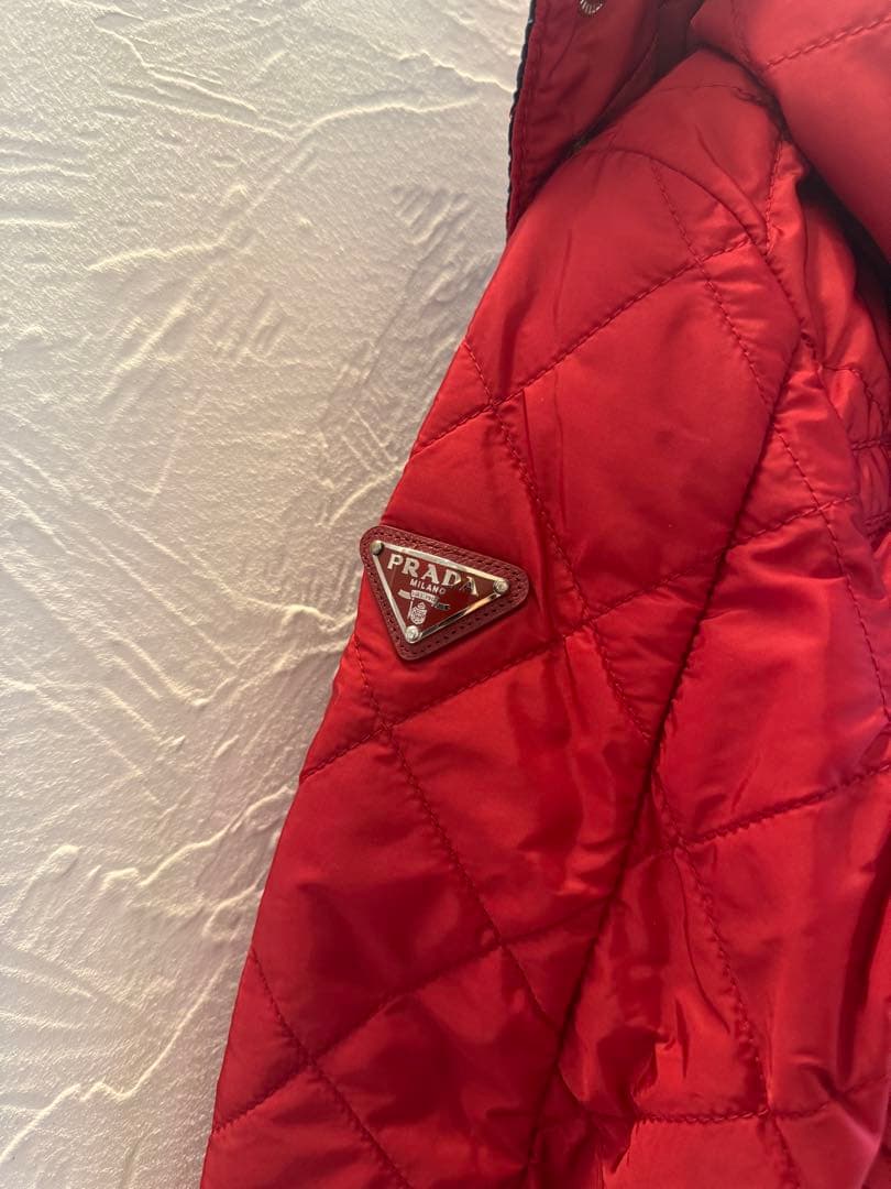 プラダ　キルティングジャケット キッズ　赤 ネイビー 8才