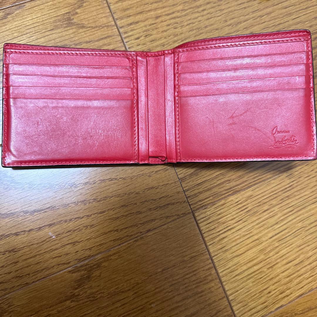 クリスチャンルブタン　二つ折り財布