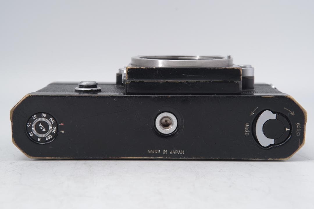 希少 640万台 Nikon F Black アイレベル ロクヨンマルエフ