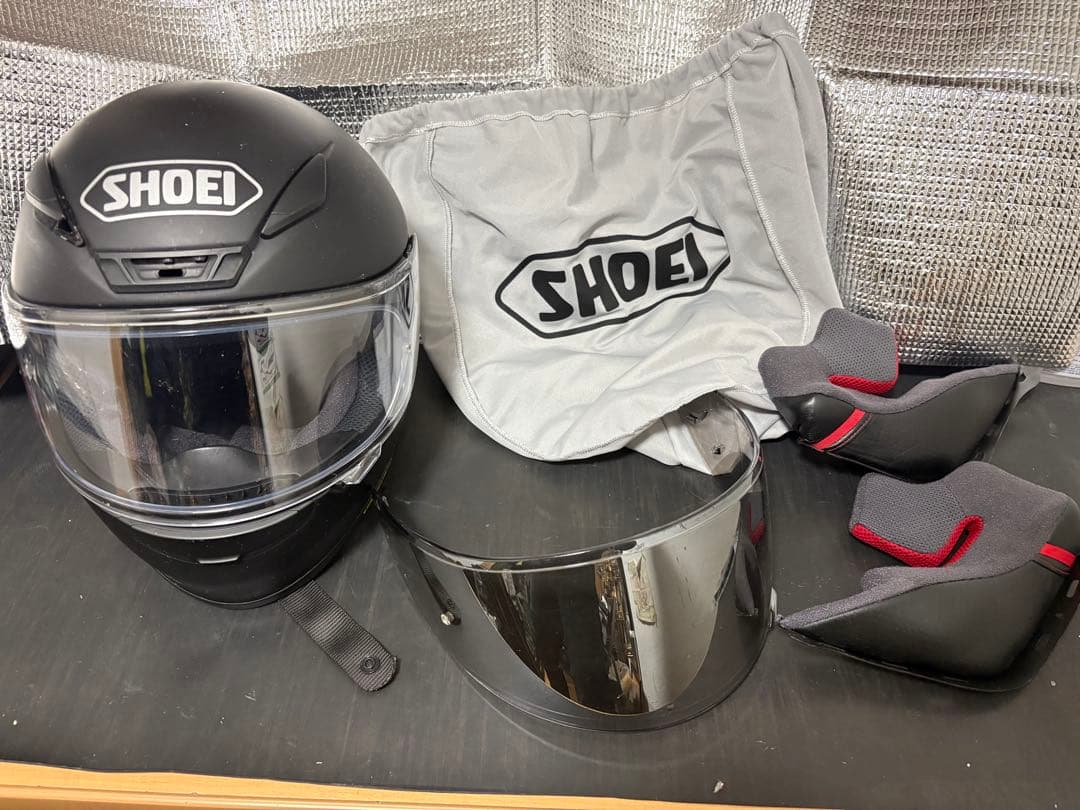 SHOEI フルフェイスヘルメットZ7 予備ミラーシールド・チークパット付き　M