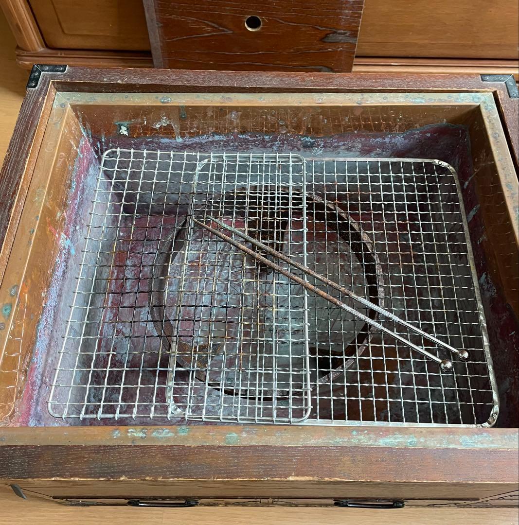 メーカー不詳　長火鉢(灰付き)レトロ 火鉢　古い商品 古民家 アンティーク