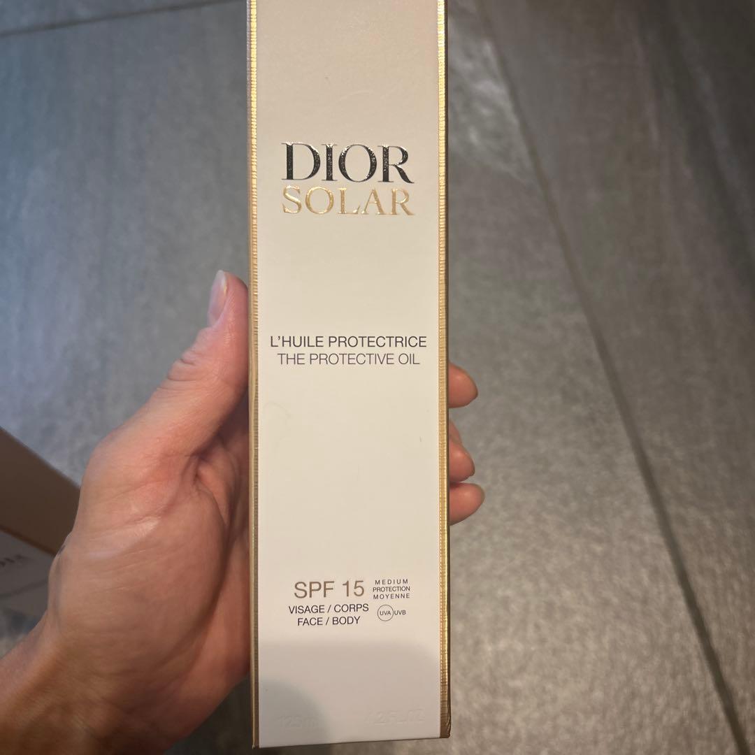 ディオール　ソーラー　uvオイルミスト15 2本　日焼け止め