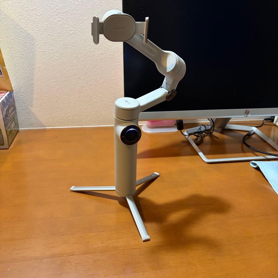 【美品】Insta360 Flow2 Pro 通常版　ストーングレー
