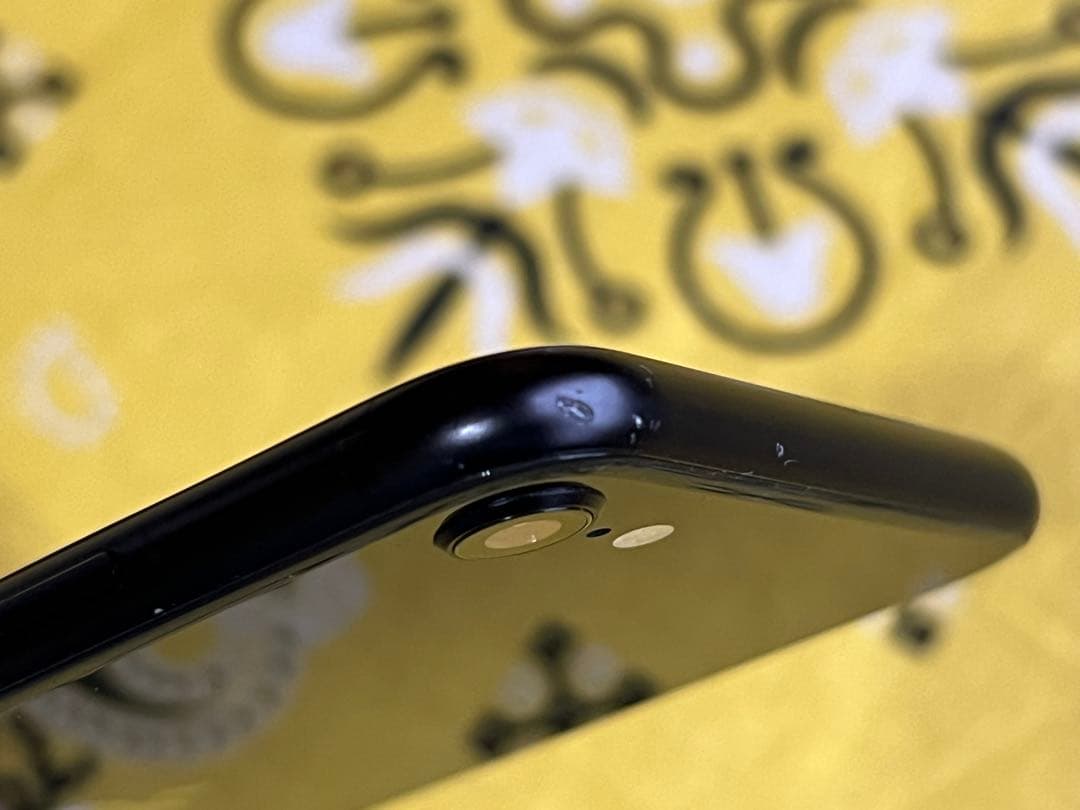 iPhone SE 第2世代 128GB ブラック SIMフリー