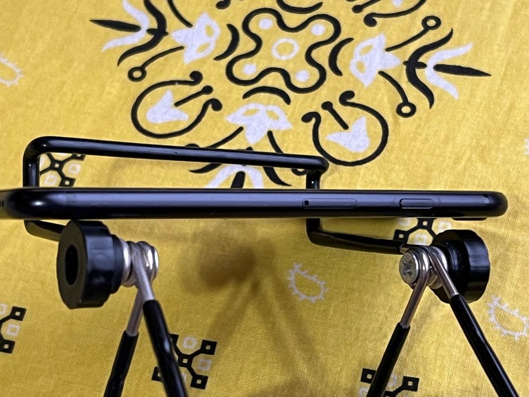 iPhone SE 第2世代 128GB ブラック SIMフリー