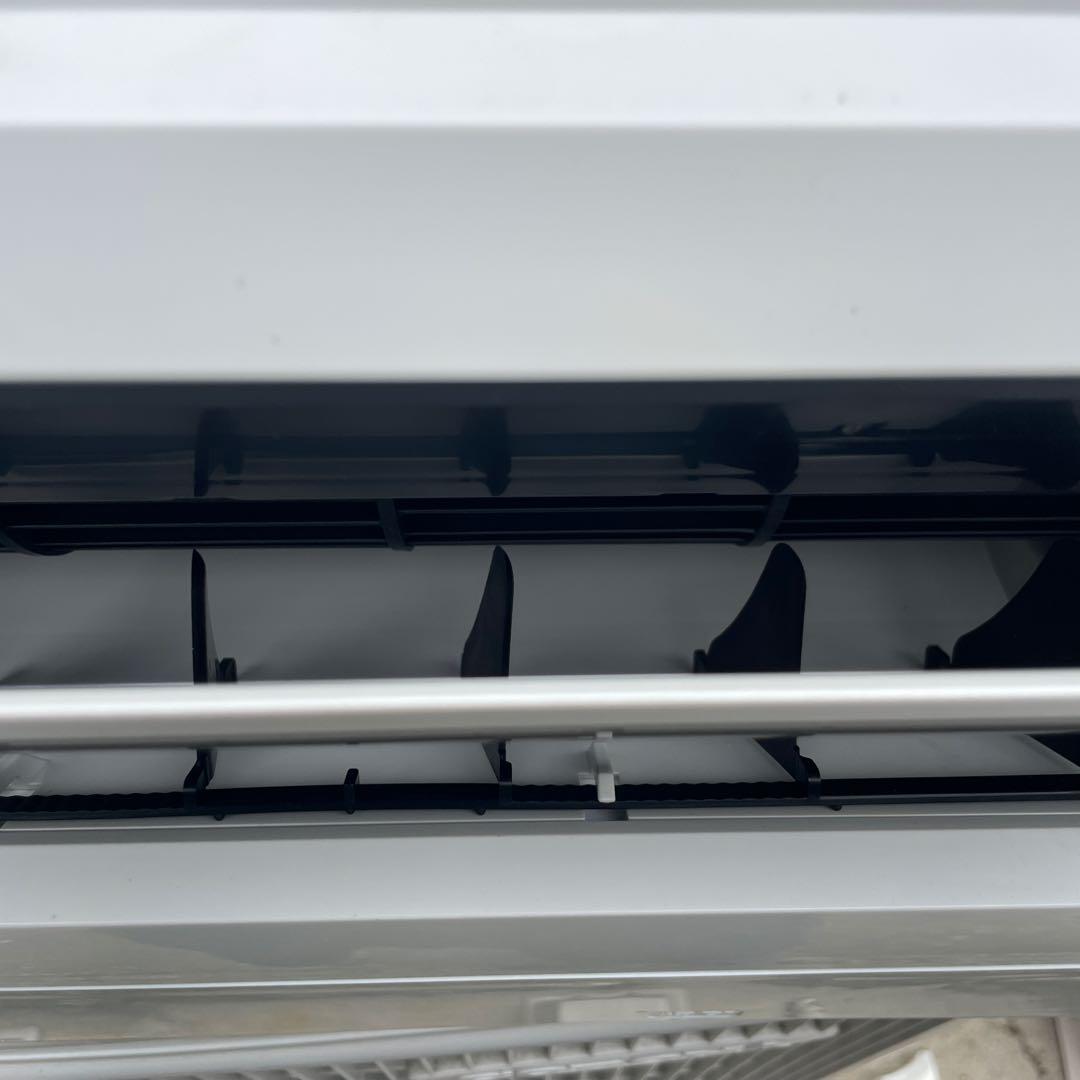 コロナ　ルームエアコン　型式CSH-N2218R 2018年製　6-8畳用