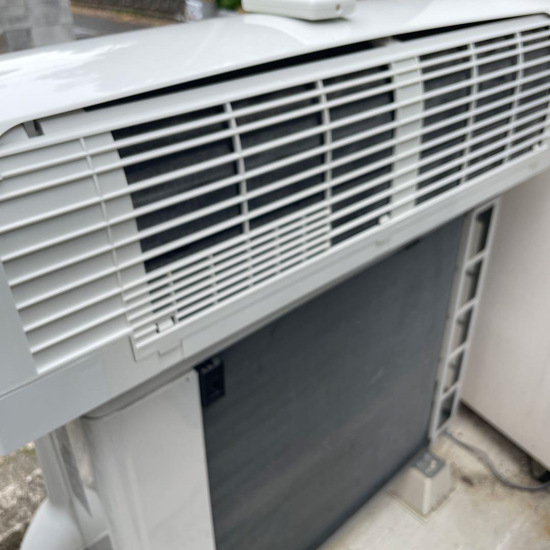 コロナ　ルームエアコン　型式CSH-N2218R 2018年製　6-8畳用