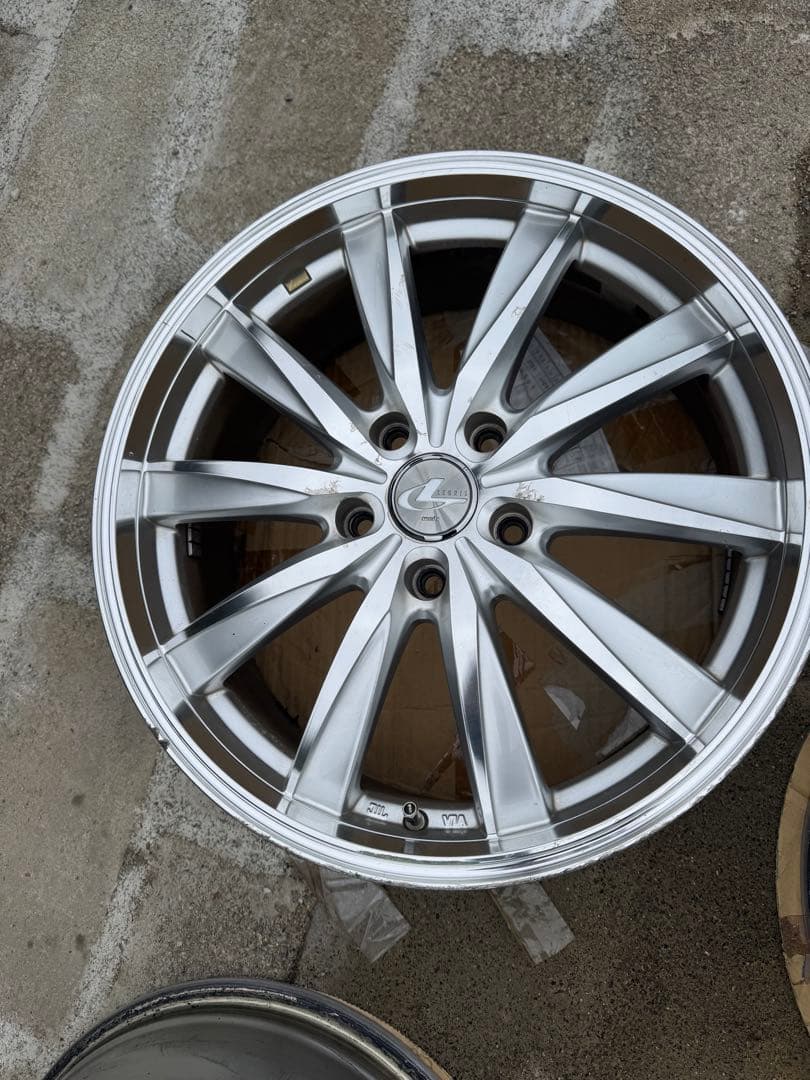 weds レオニス 18インチ 7J+53通し