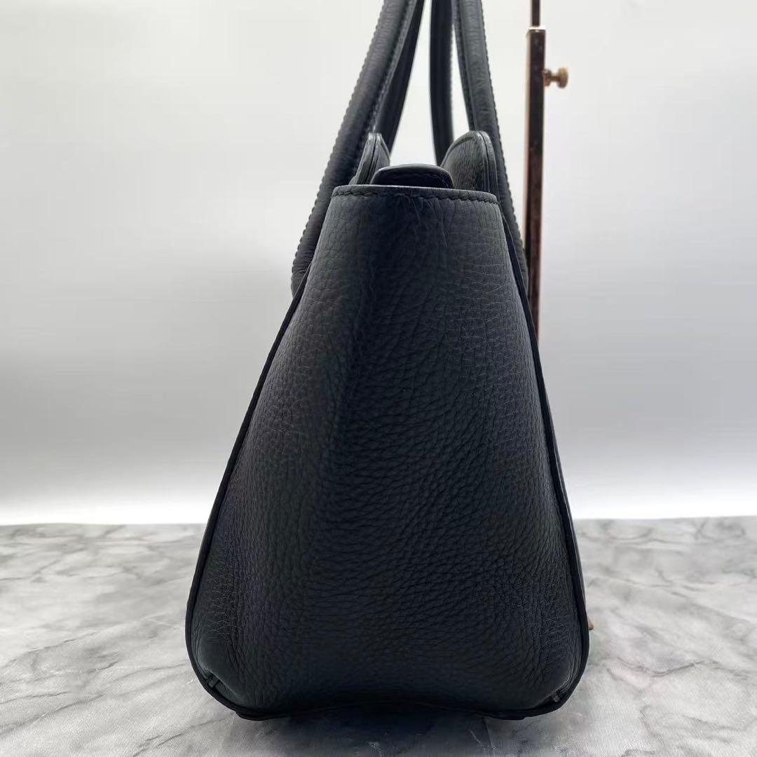 未使用級　フルラ　カレッジ　トートバッグ　A4収納　ブラック　ユニセックス