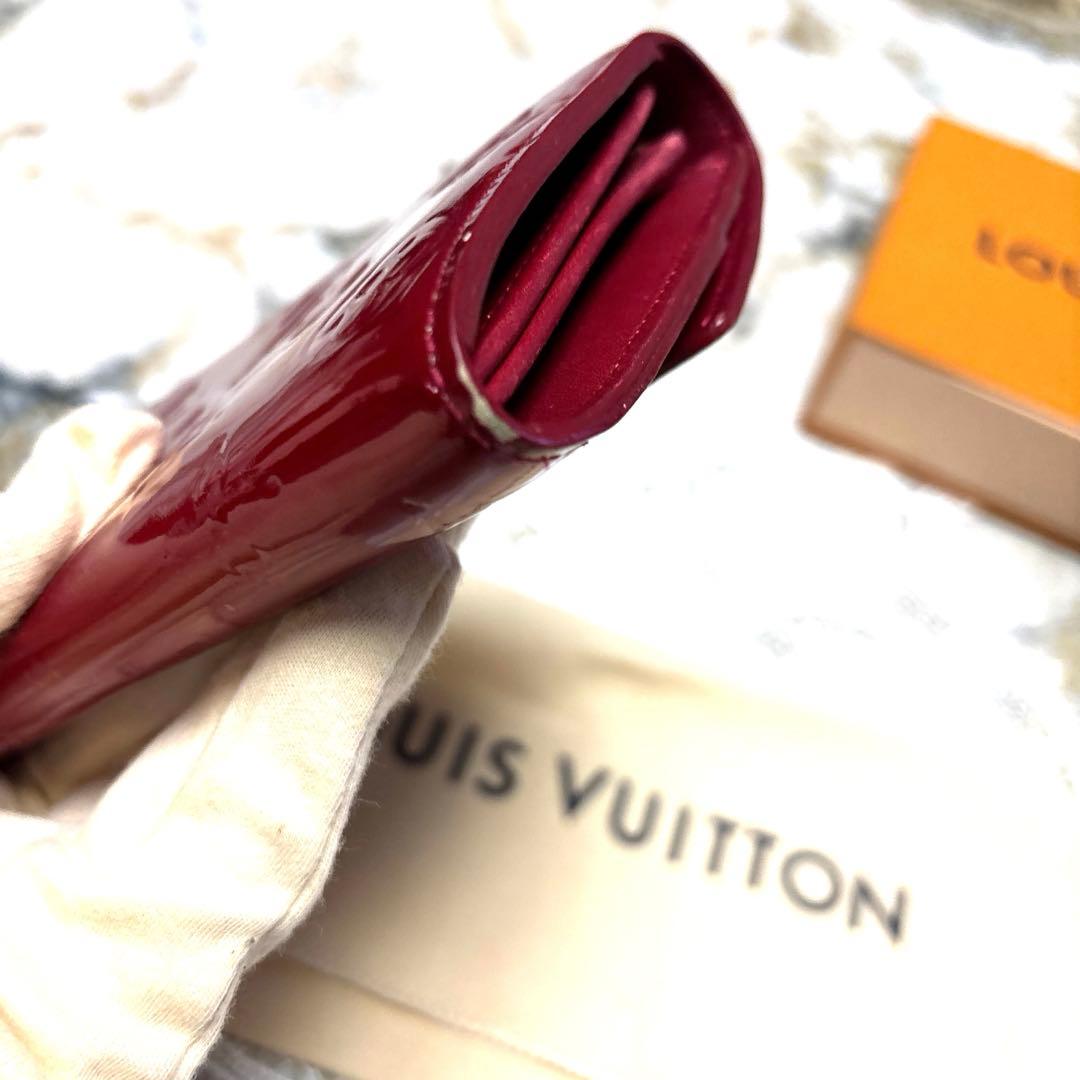 LOUIS VUITTON ルイヴィトン　長財布　ヴェルニ　赤