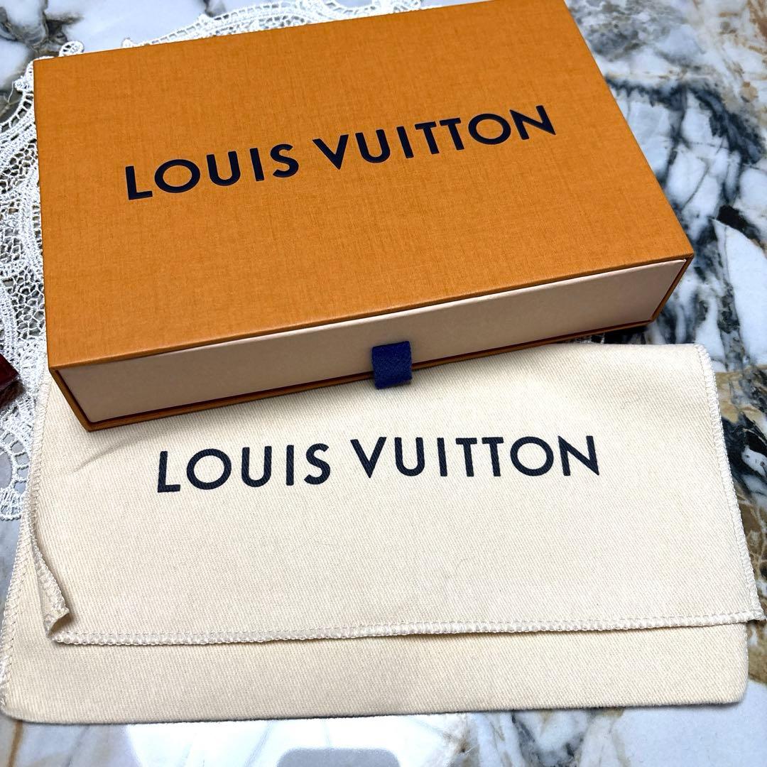LOUIS VUITTON ルイヴィトン　長財布　ヴェルニ　赤