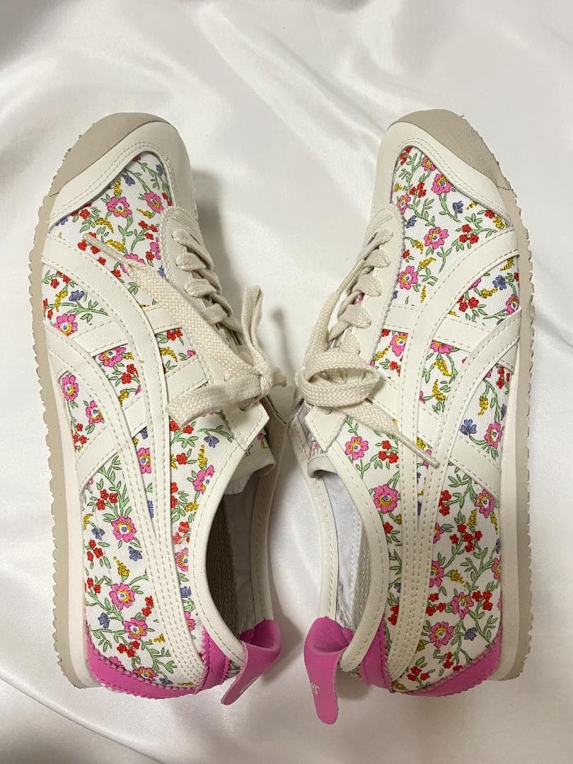 美品‼ Onitsuka Tiger MEXICO 66 花柄 25.5㎝