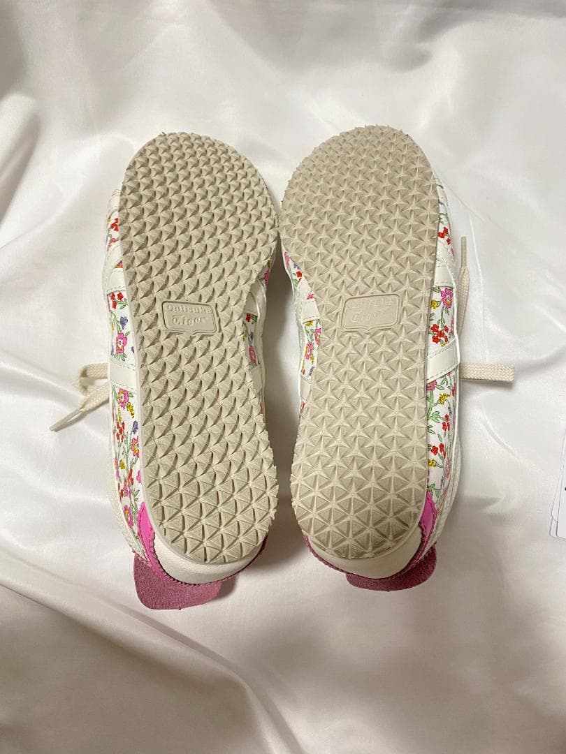 美品‼ Onitsuka Tiger MEXICO 66 花柄 25.5㎝