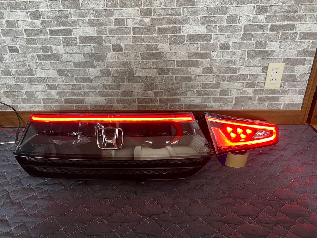 S660リアセンターガーニッシュ　テール