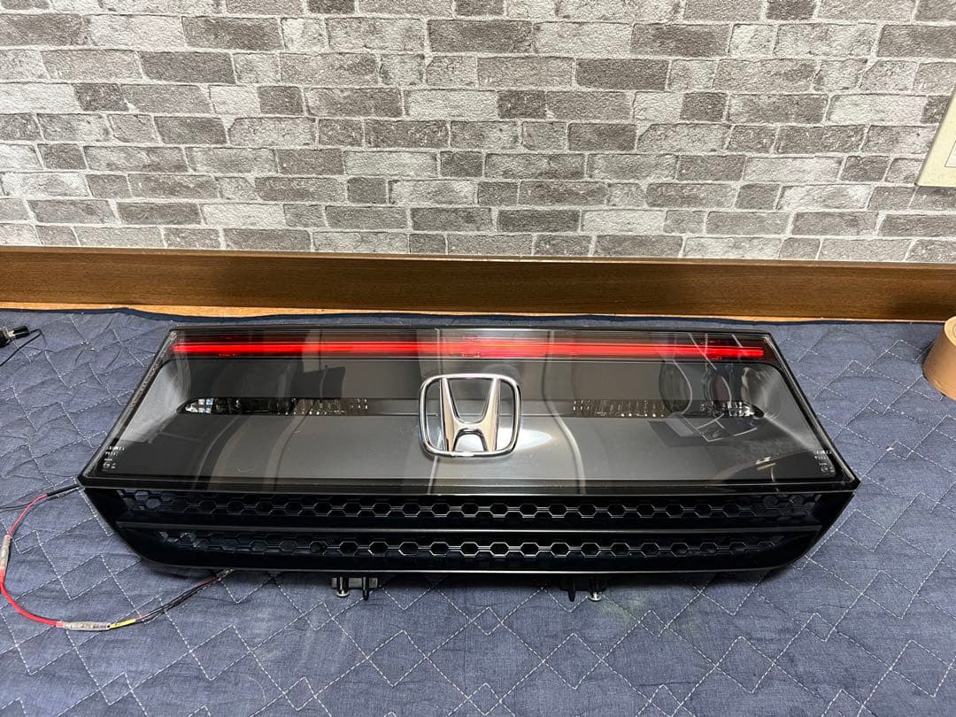 S660リアセンターガーニッシュ　テール