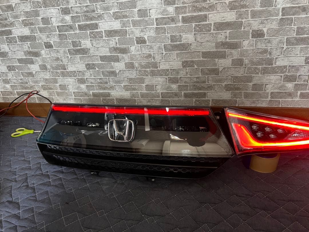 S660リアセンターガーニッシュ　テール