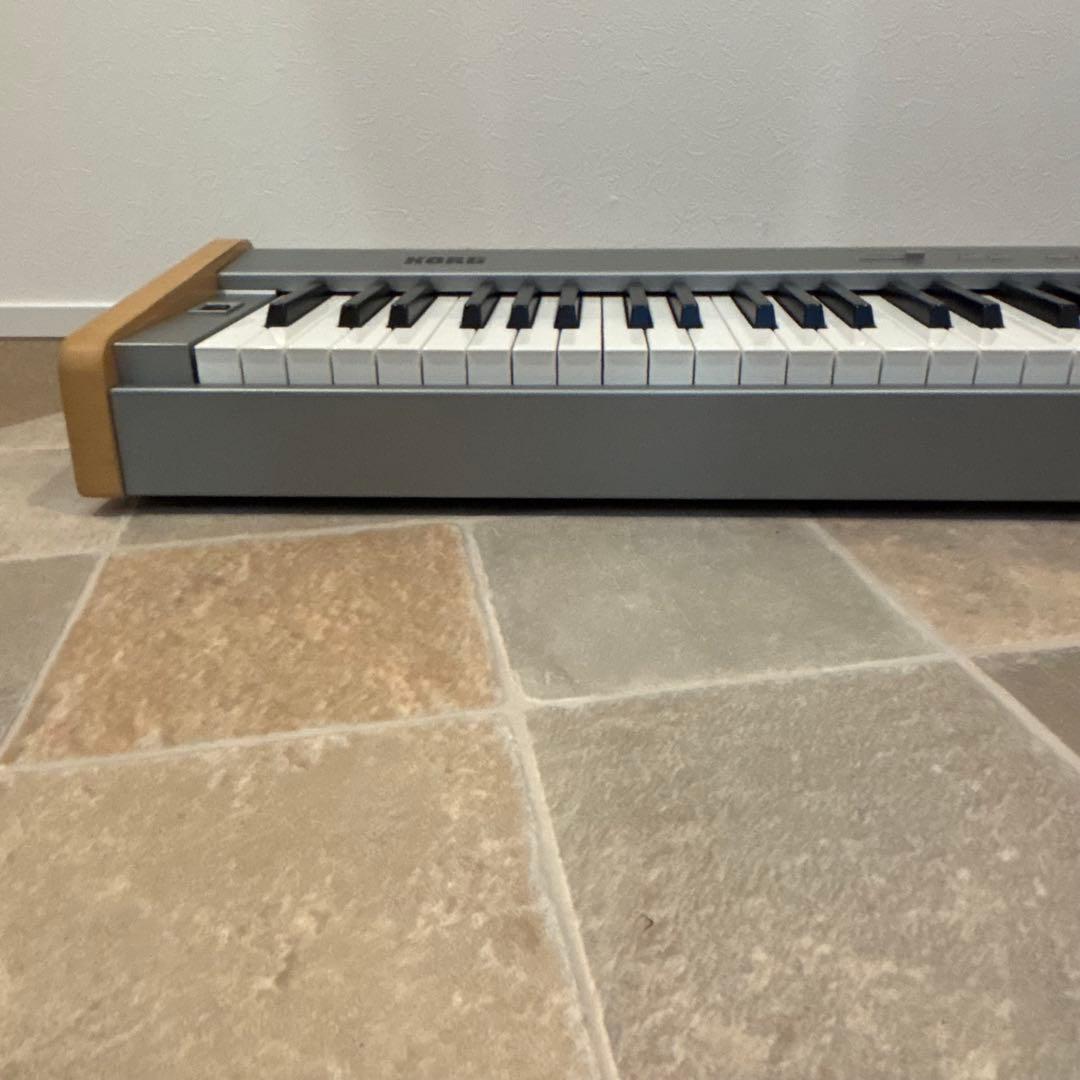 【美品】電子ピアノ　キーボード　KORG 　SP-100