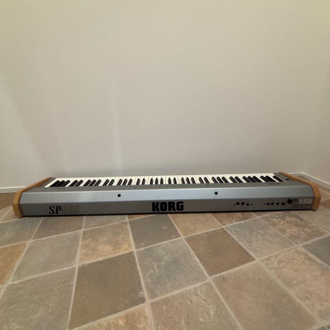 【美品】電子ピアノ　キーボード　KORG 　SP-100