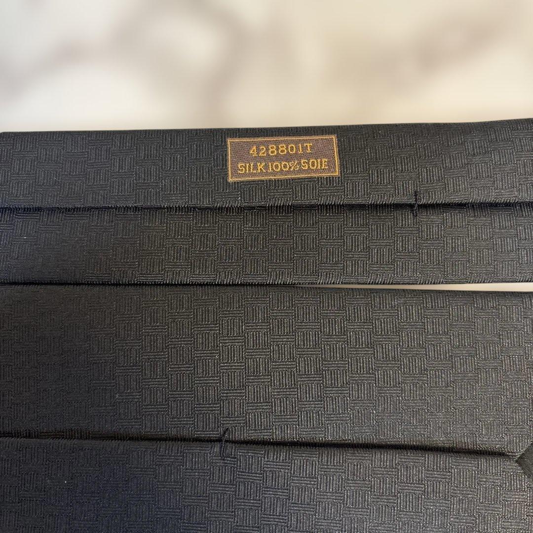 【極美品✨】HERMES ネクタイ　ファソネ　ブラック　黒　刺ワンポイント