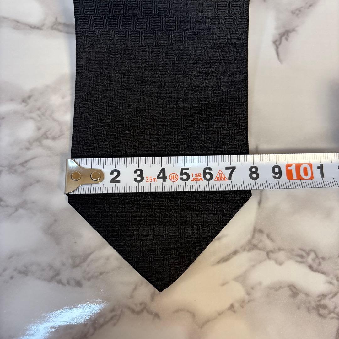 【極美品✨】HERMES ネクタイ　ファソネ　ブラック　黒　刺ワンポイント