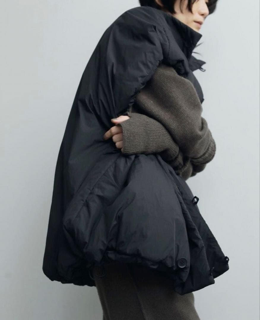 アンヌーク　anuke Volume Over Vest （ブラック）38