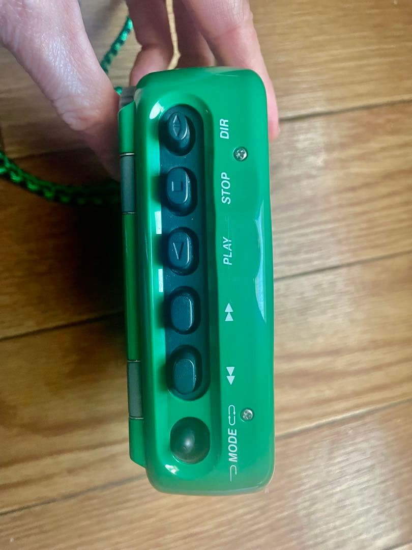 SONY ウォークマン SPORTS 緑