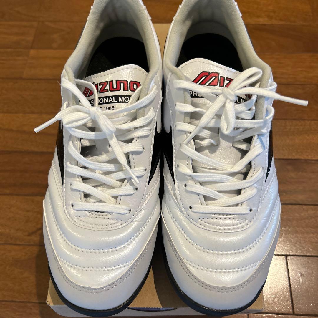 NGUYEN VAN BINHMizuno MORELIA3点24cm