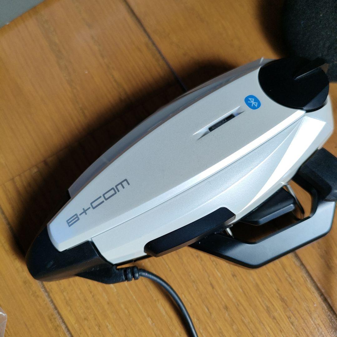 B+COM ONE ビーコム　ワン　ワイヤーマイク ホワイト　１度のみ使用　美品