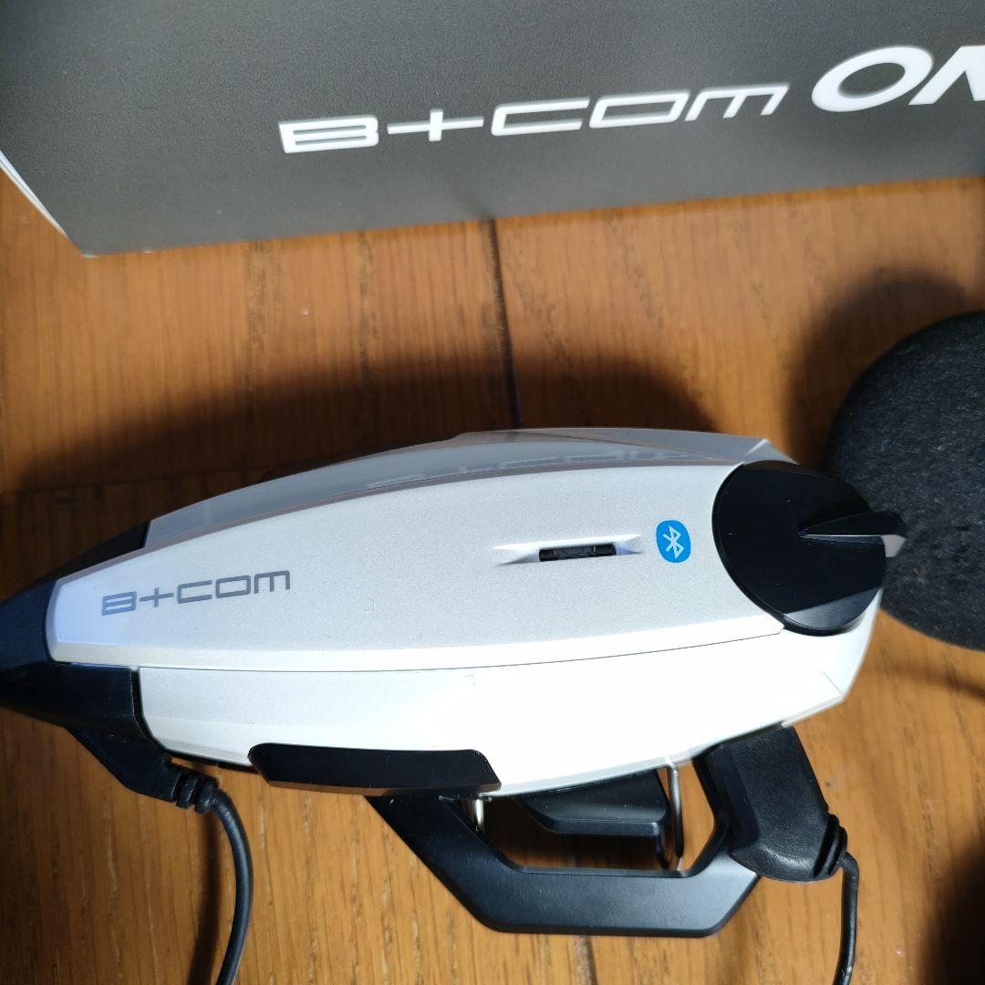 B+COM ONE ビーコム　ワン　ワイヤーマイク ホワイト　１度のみ使用　美品