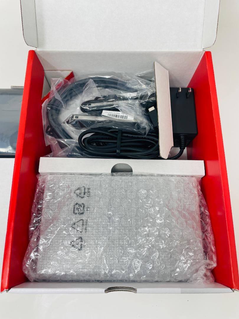 【美品 付属品完備】Nintendo Switch バッテリー強化版 2024製