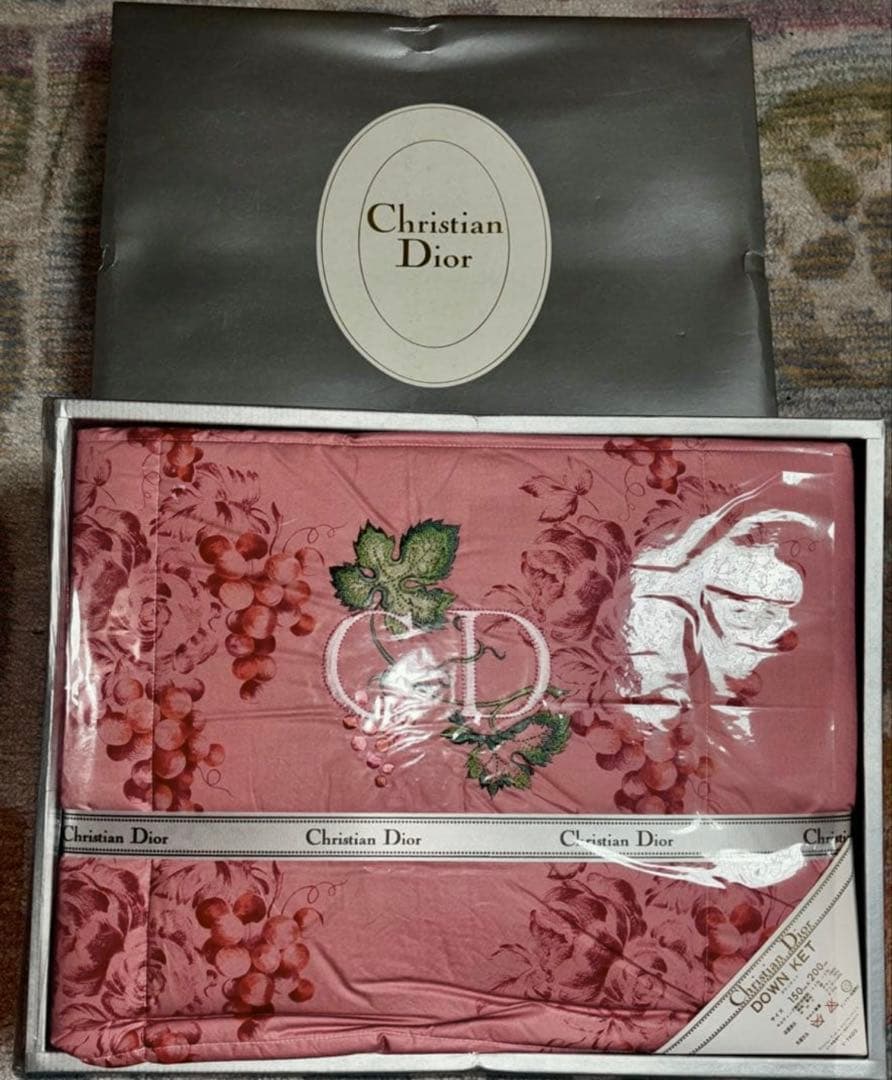 美品　Dior掛け布団ダウン70%ディオール高級ダウンケット