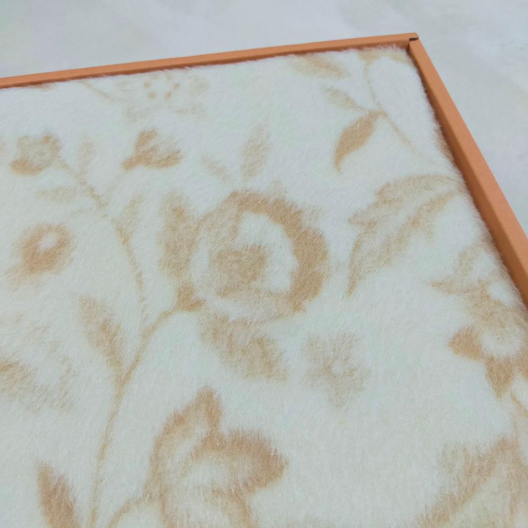 未使用品　西川　日本製　シルク100%毛布　絹毛布