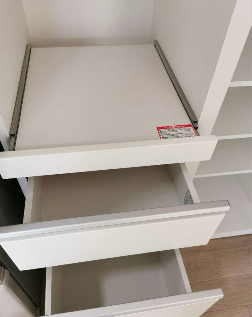 ニトリ ミドルレンジボード　食器棚